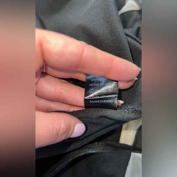 Black formal dress size medium - Picture 8 of 9